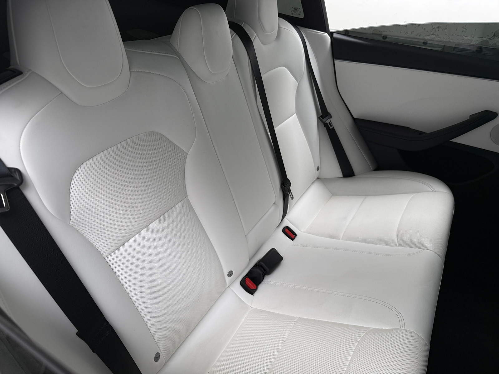 Thumbnail: 2025 Tesla Model 3 - 5
