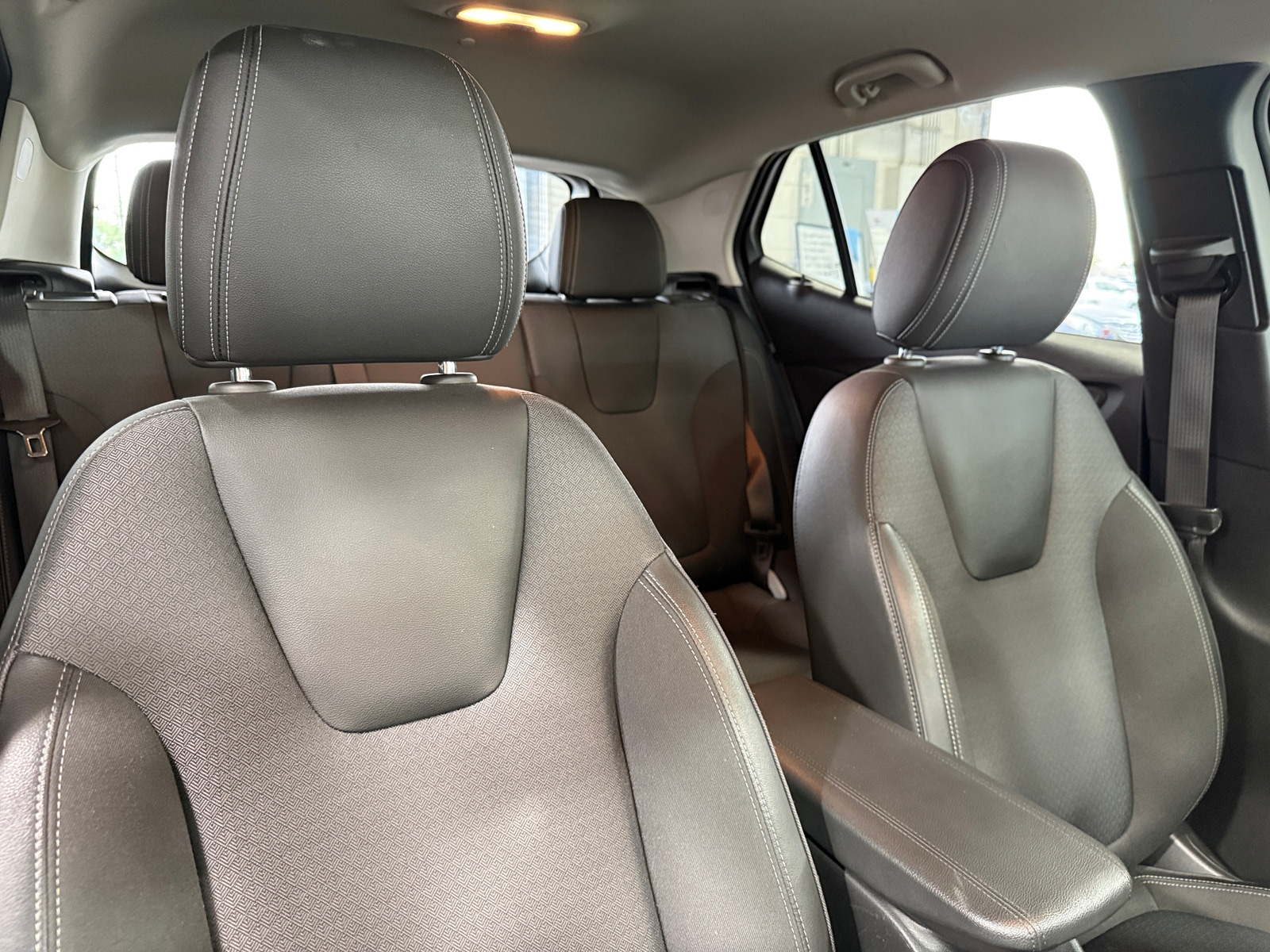 Thumbnail: 2025 Buick Encore GX - 2