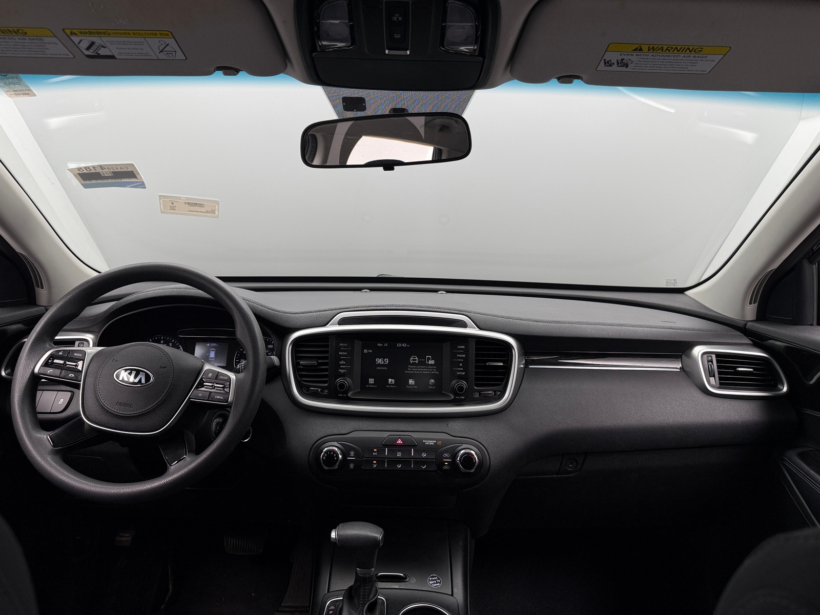 Thumbnail: 2020 Kia Sorento - 3