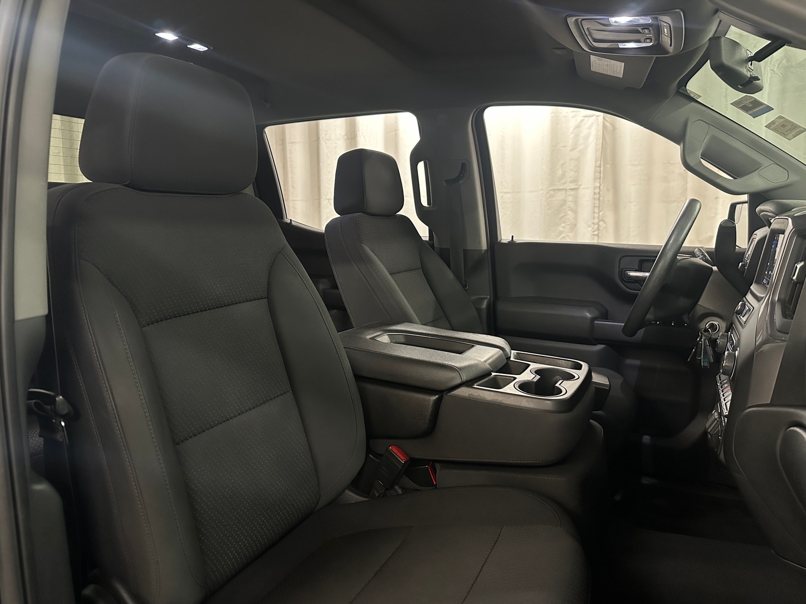 Thumbnail: 2022 Chevrolet Silverado 1500 - 2