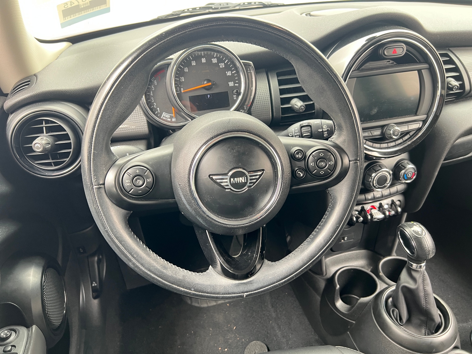 Thumbnail: 2019 MINI Cooper Hardtop - 3
