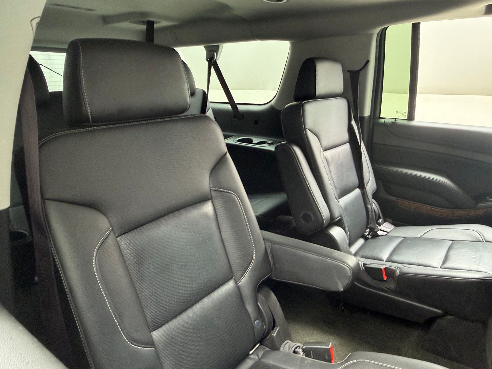 Thumbnail: 2017 Chevrolet Suburban - 5