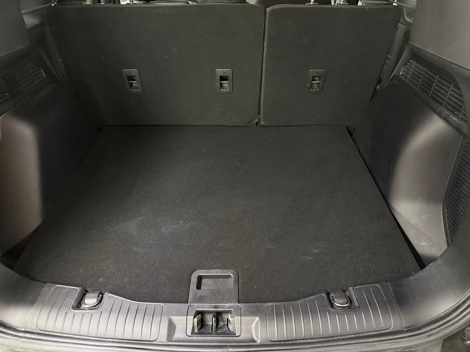 Thumbnail: 2023 Ford Escape - 7