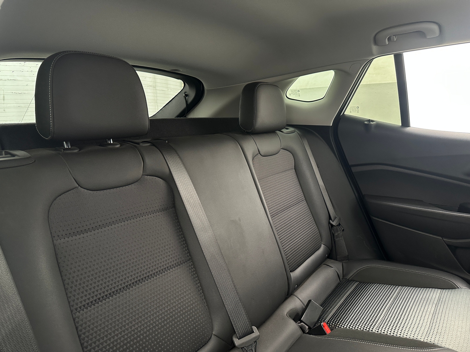 Thumbnail: 2025 Chevrolet Trax - 6