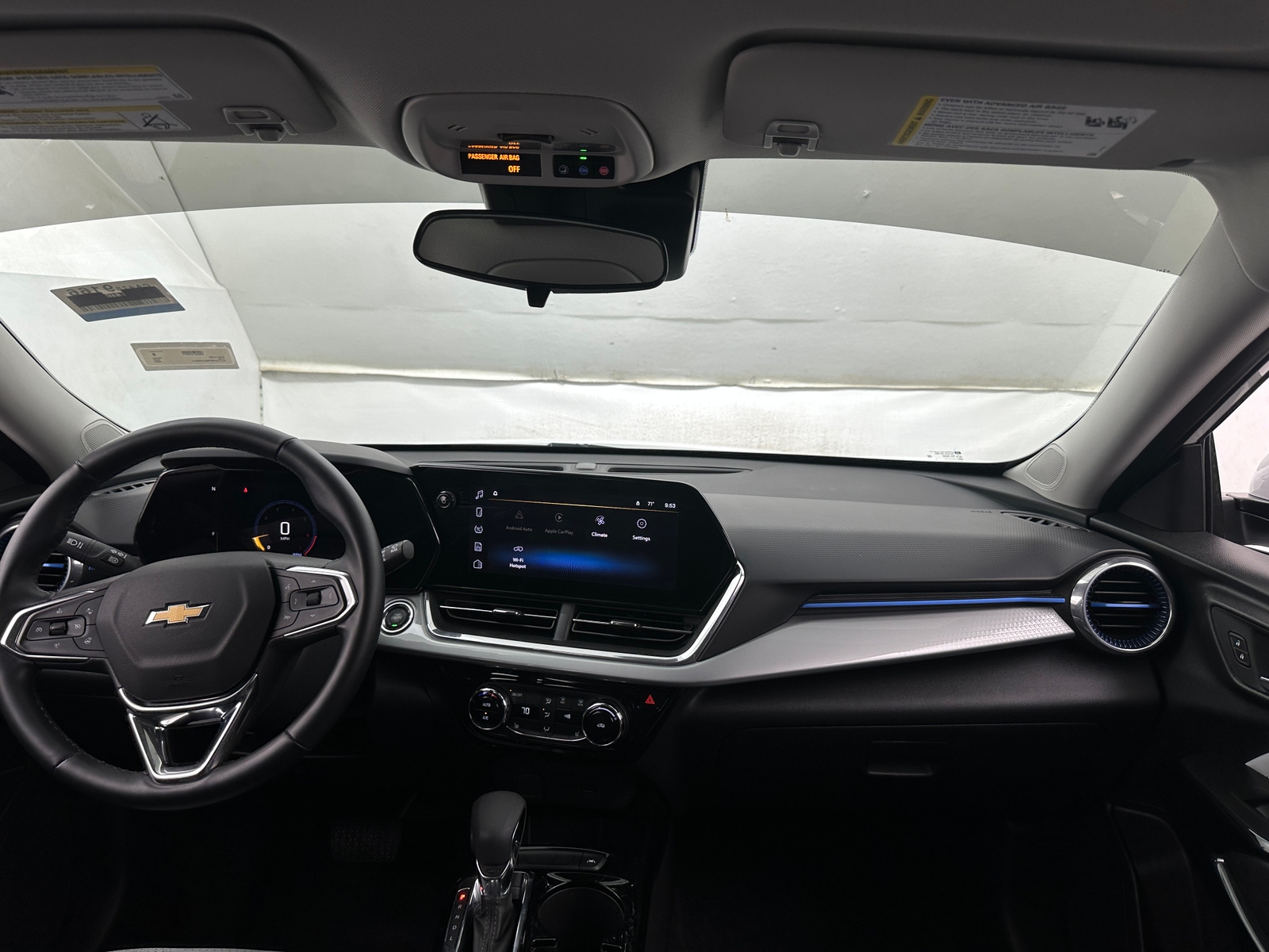 Thumbnail: 2025 Chevrolet Trax - 3
