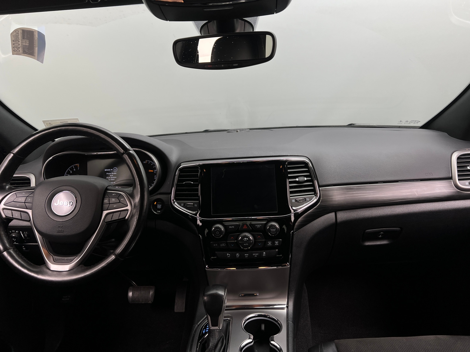 Thumbnail: 2020 Jeep Grand Cherokee - 3