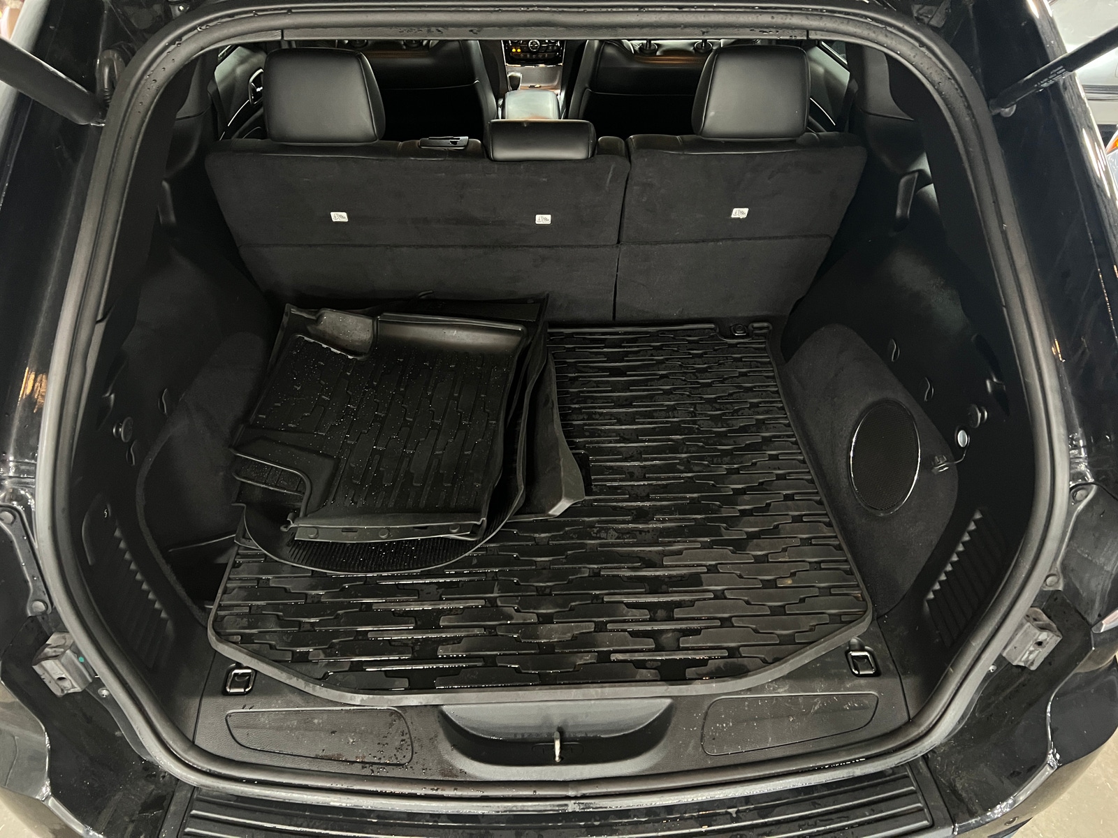 Thumbnail: 2020 Jeep Grand Cherokee - 7