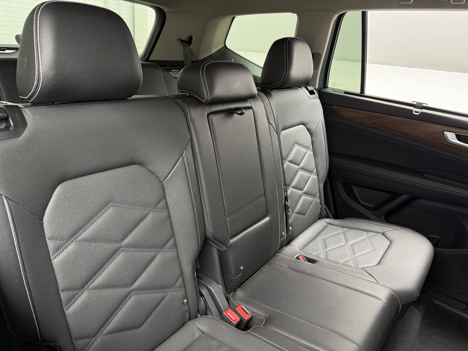 Thumbnail: 2025 Volkswagen Atlas - 5