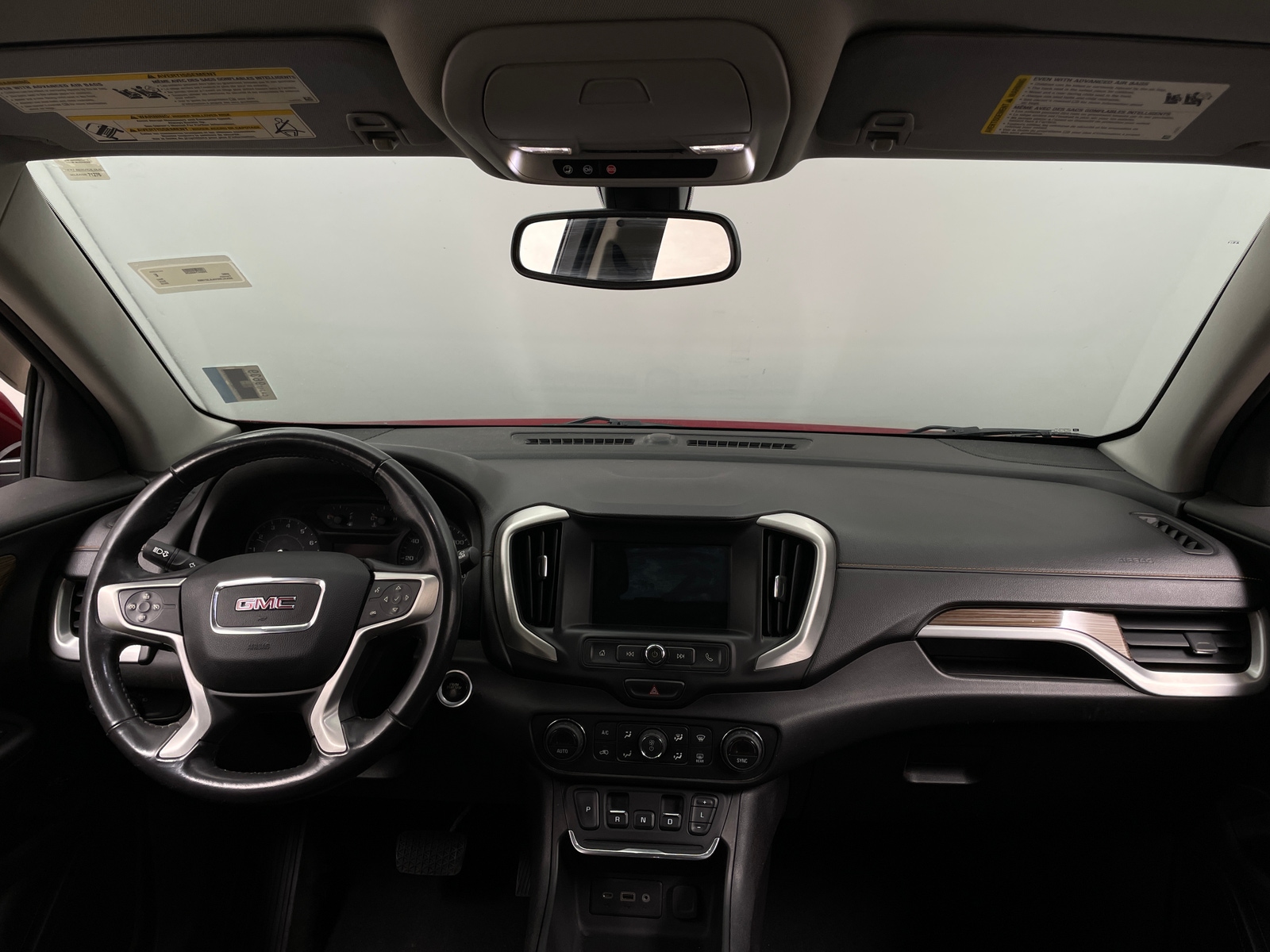 Thumbnail: 2018 GMC Terrain - 3