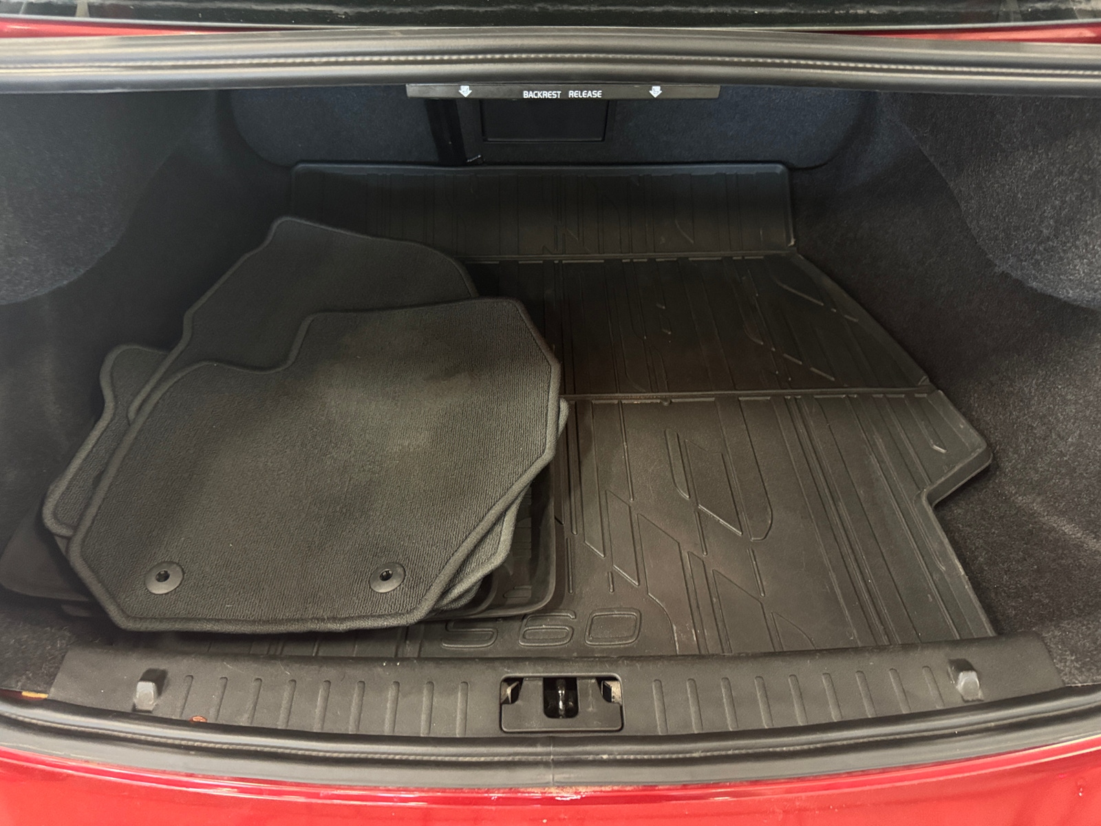 Thumbnail: 2017 Volvo S60 - 6