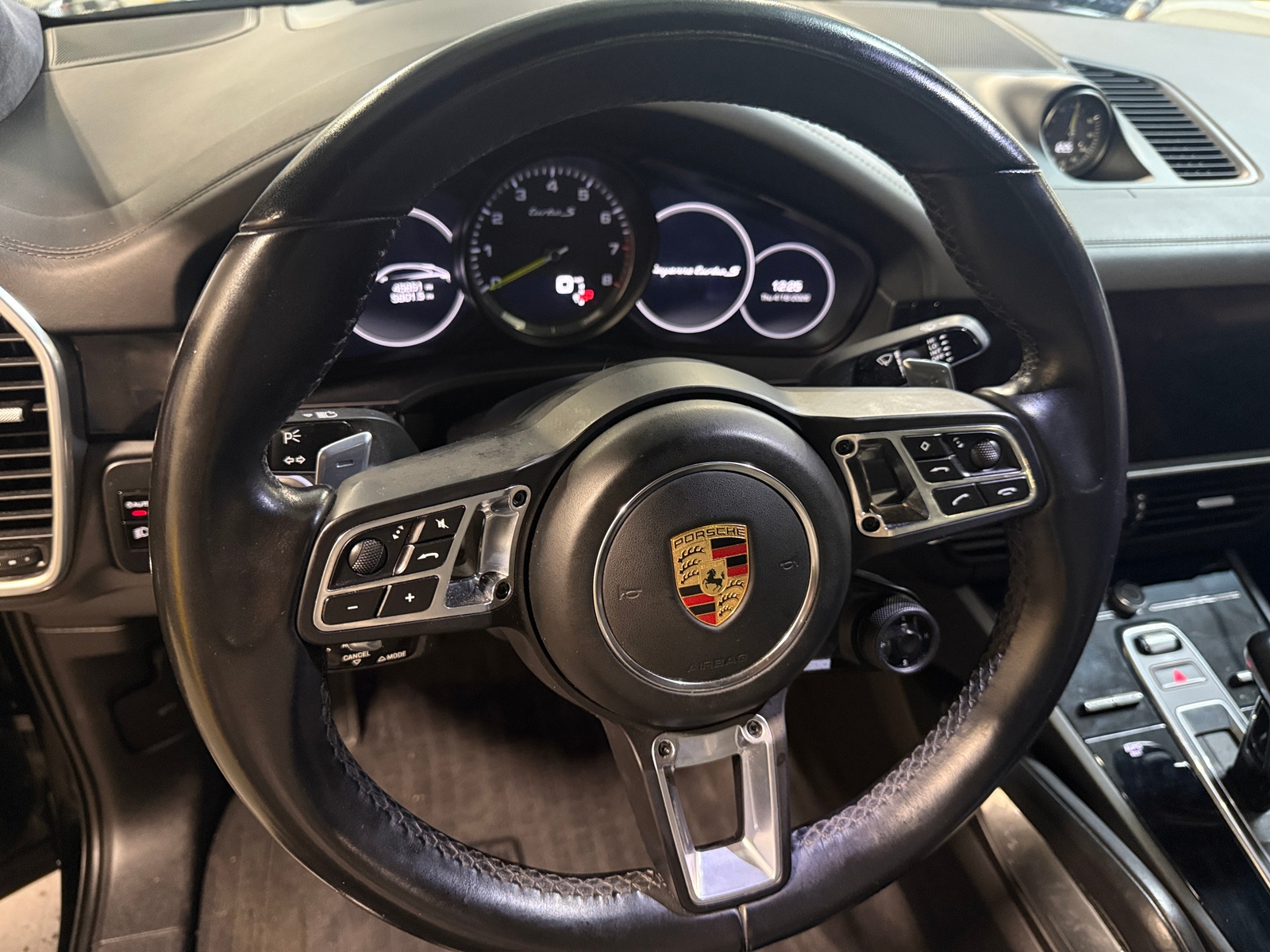 Thumbnail: 2020 Porsche  - 4