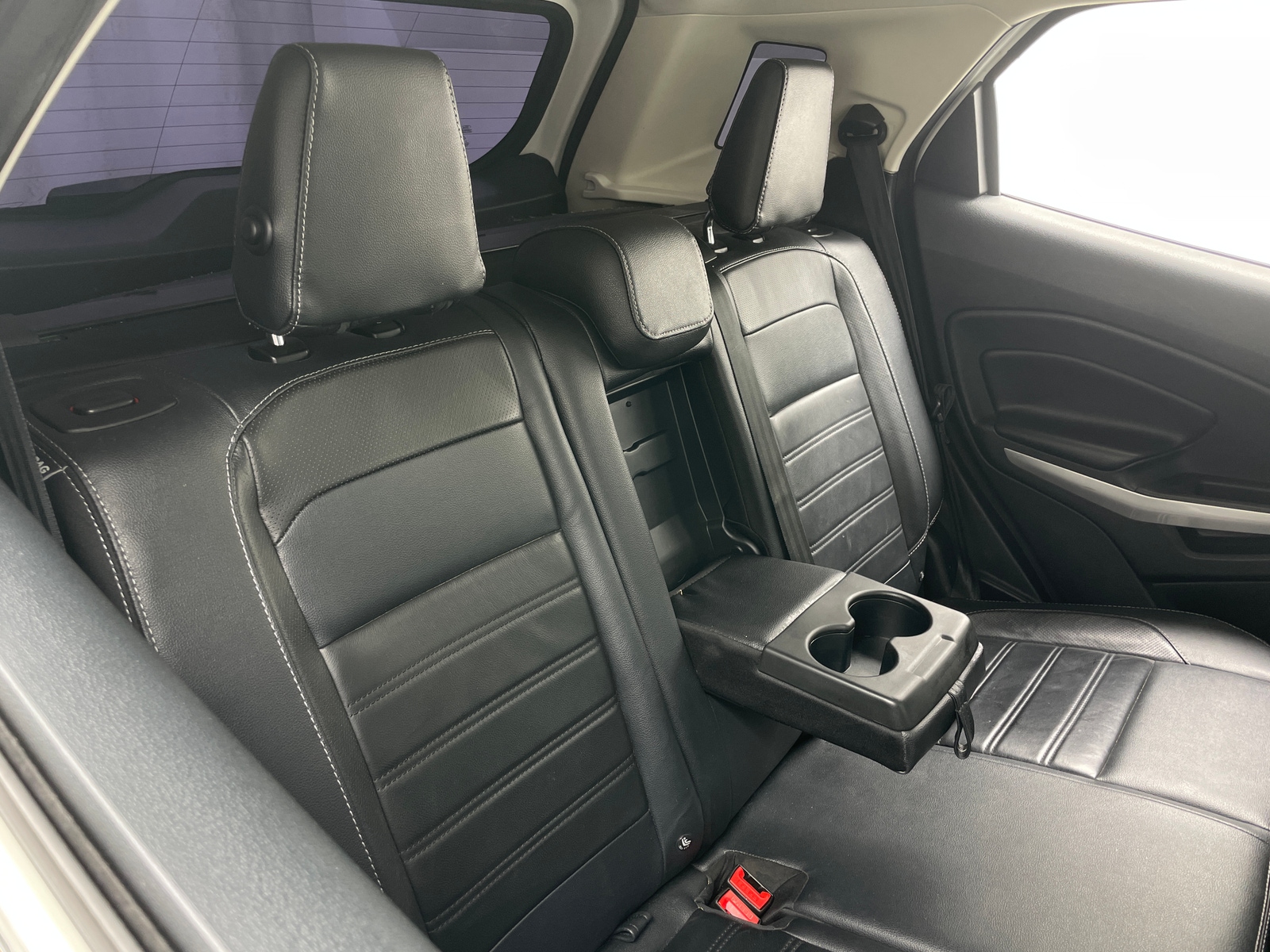 Thumbnail: 2018 Ford EcoSport - 5