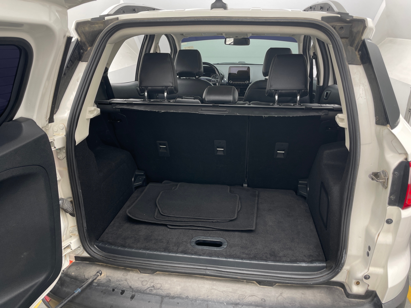 Thumbnail: 2018 Ford EcoSport - 6