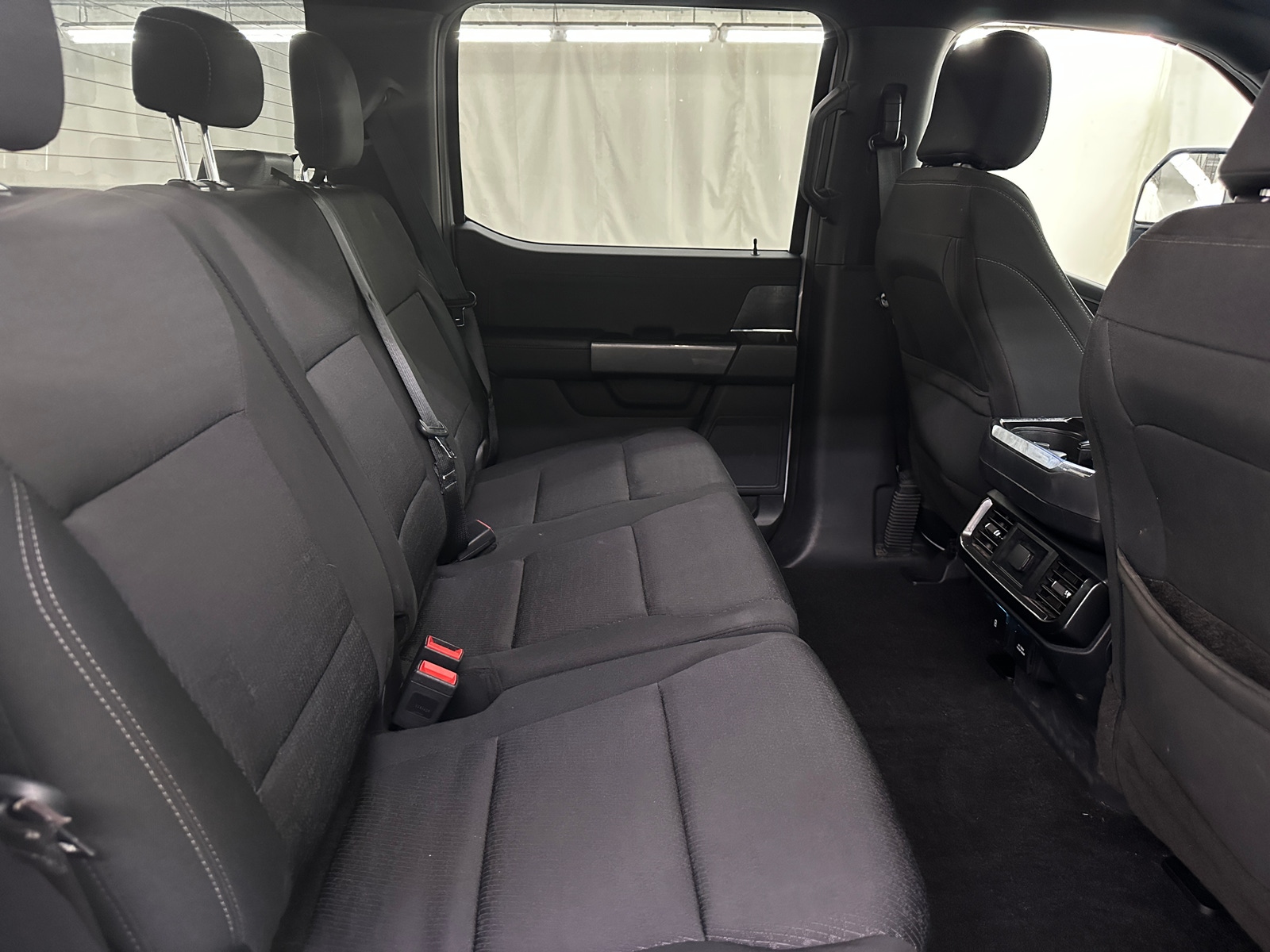 Thumbnail: 2022 Ford Econoline - 6