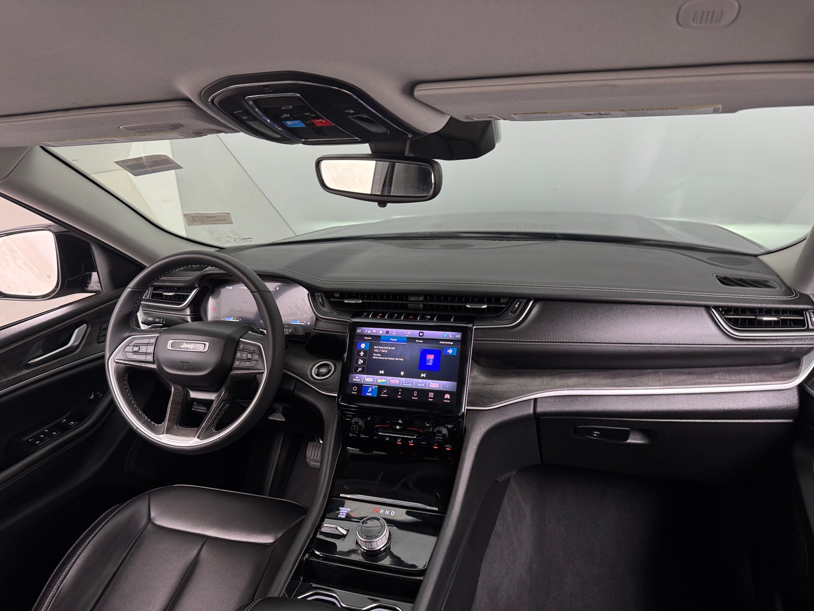 Thumbnail: 2023 Jeep Grand Cherokee L - 2