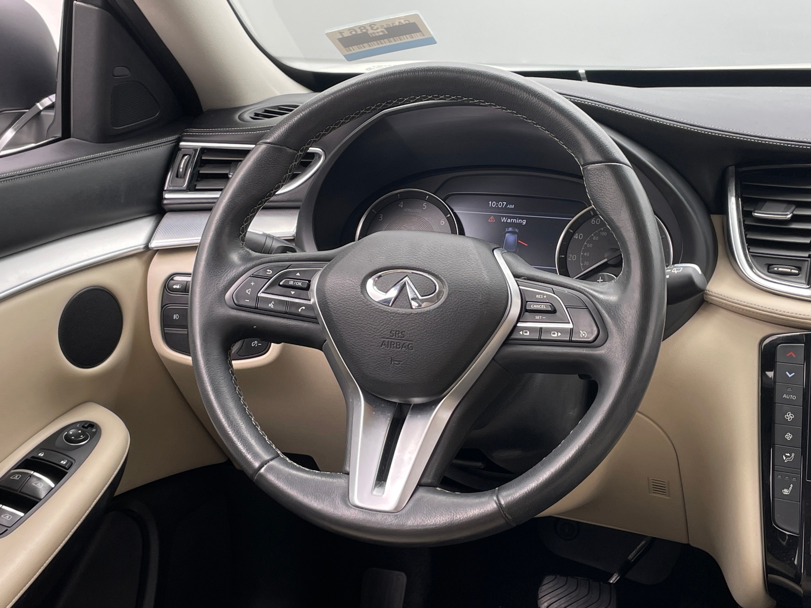 Thumbnail: 2019 INFINITI QX50 - 4