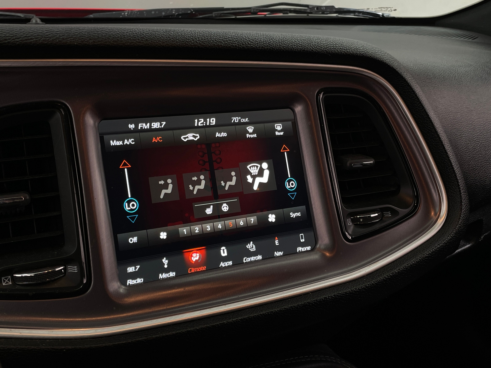 Thumbnail: 2019 Dodge Challenger - 3