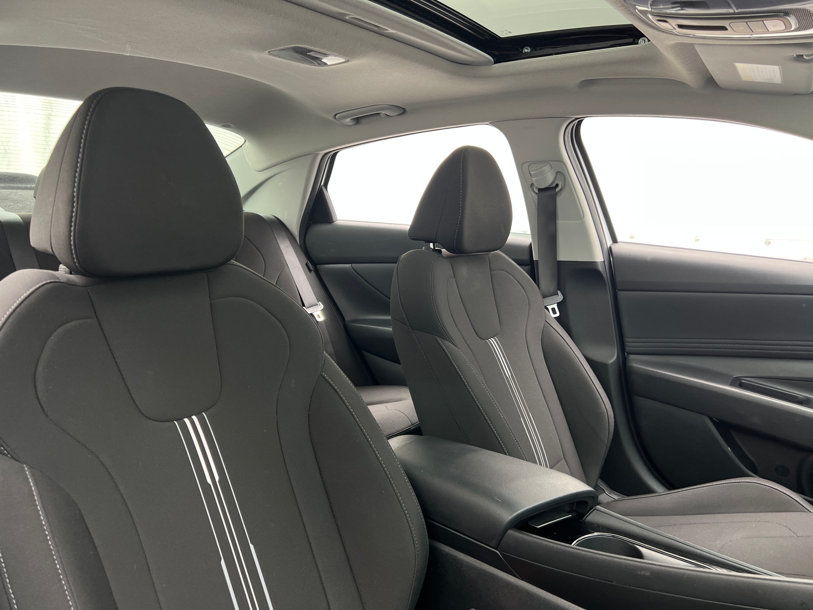 Thumbnail: 2025 Hyundai Elantra - 2