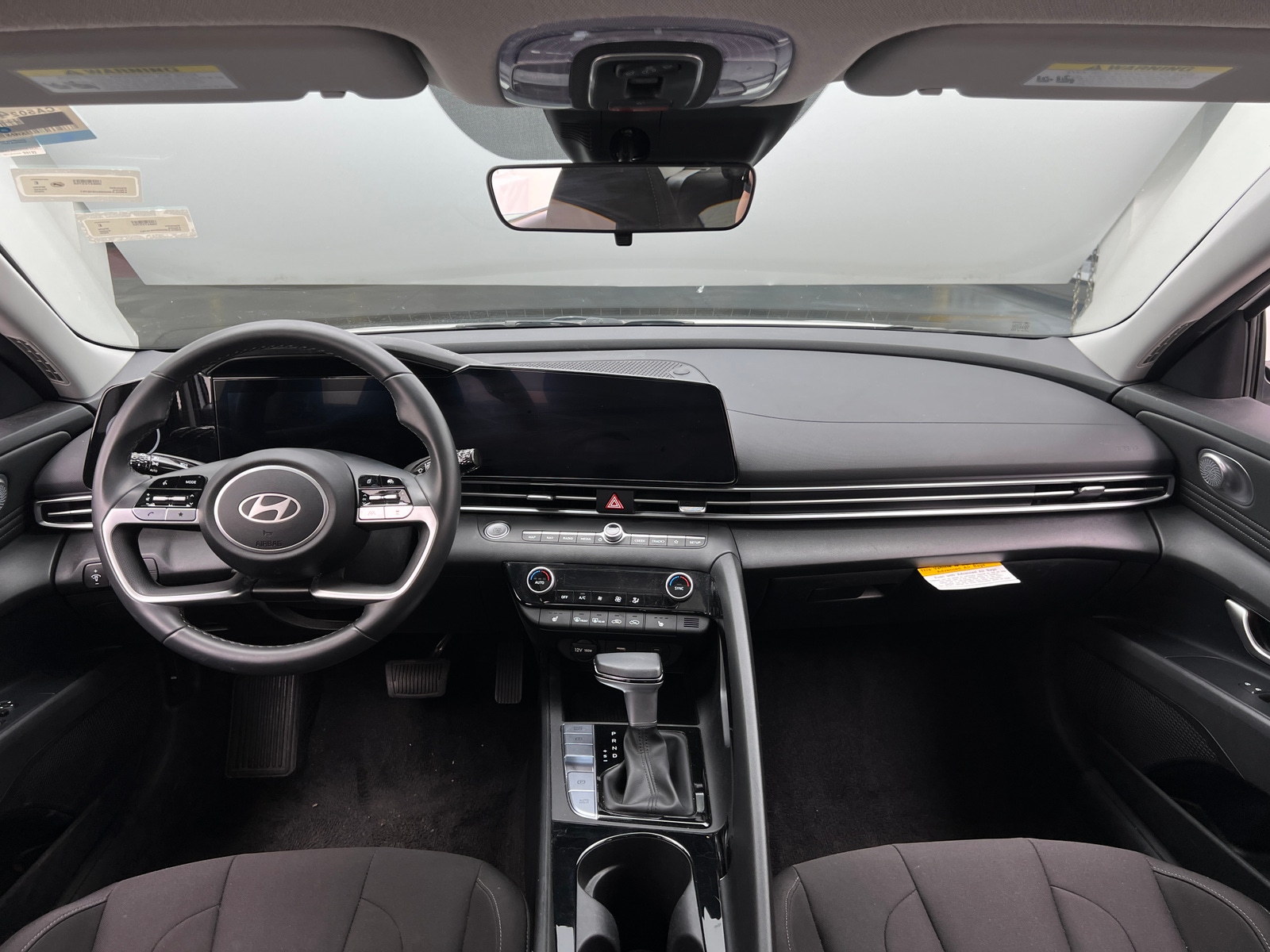 Thumbnail: 2025 Hyundai Elantra - 3