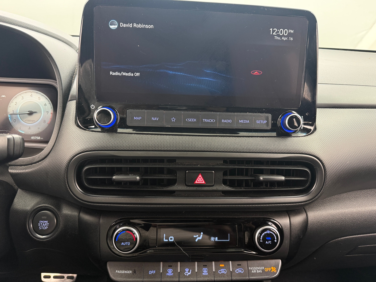 Thumbnail: 2022 Hyundai Kona - 3