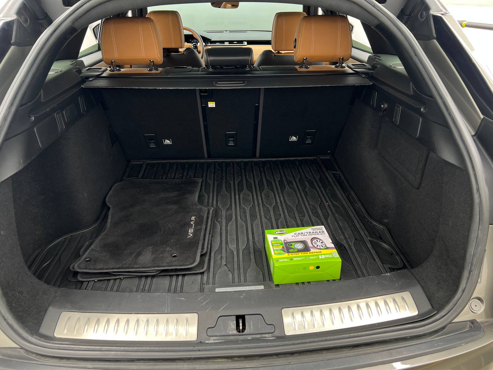 Thumbnail: 2018 Land Rover Range Rover Velar - 6