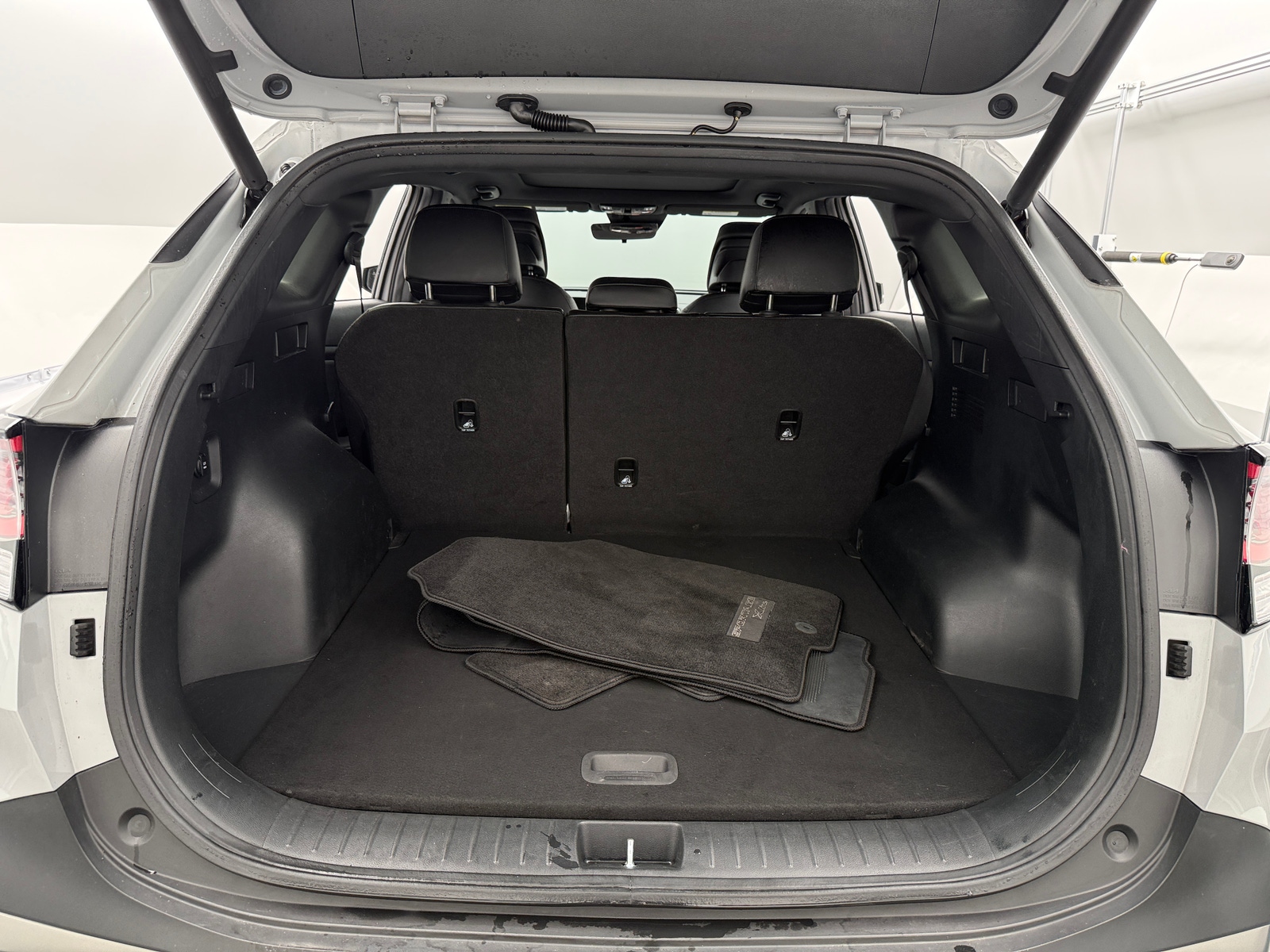 Thumbnail: 2023 Kia Sportage - 6