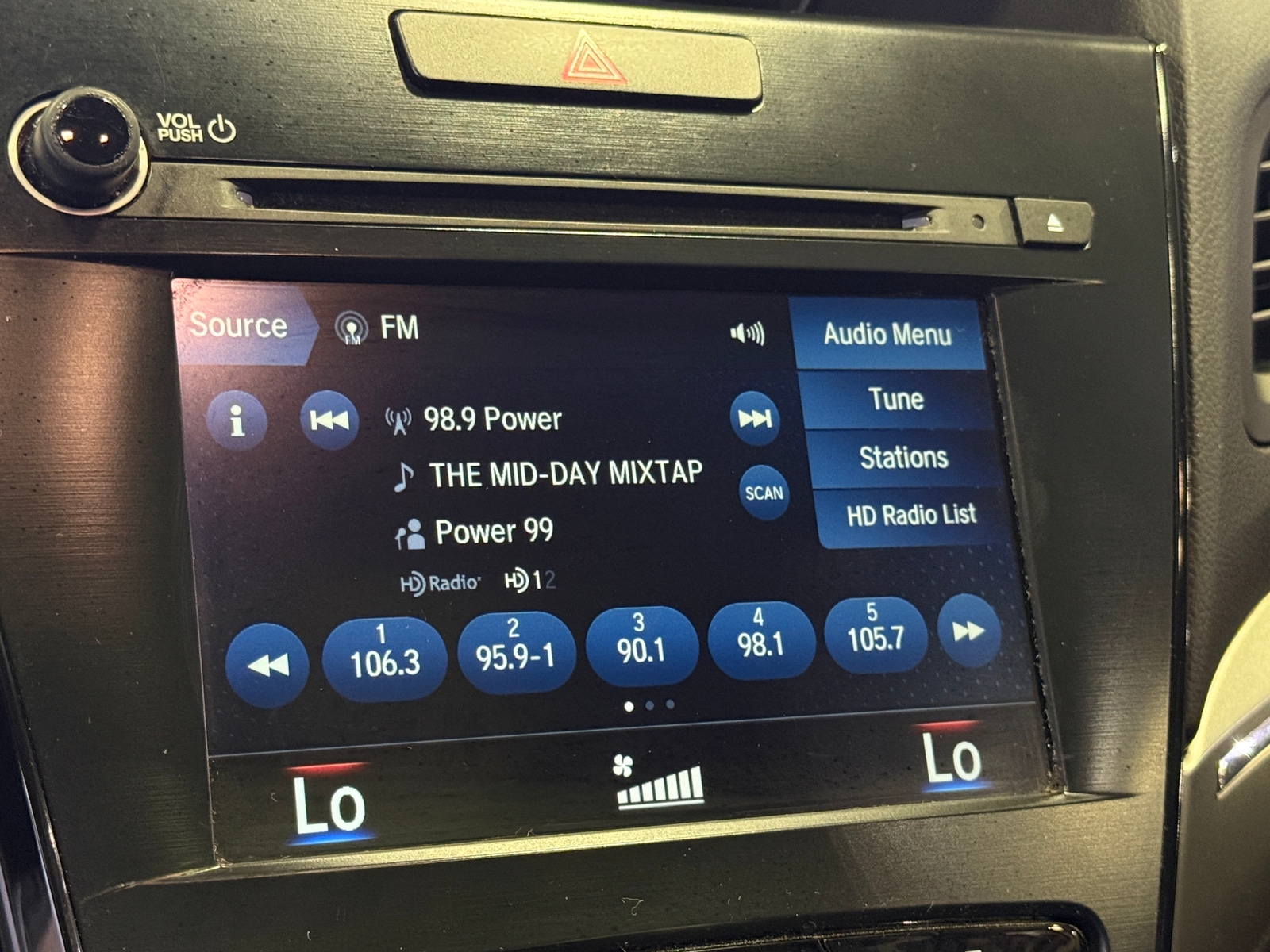 Thumbnail: 2020 Acura ILX - 3