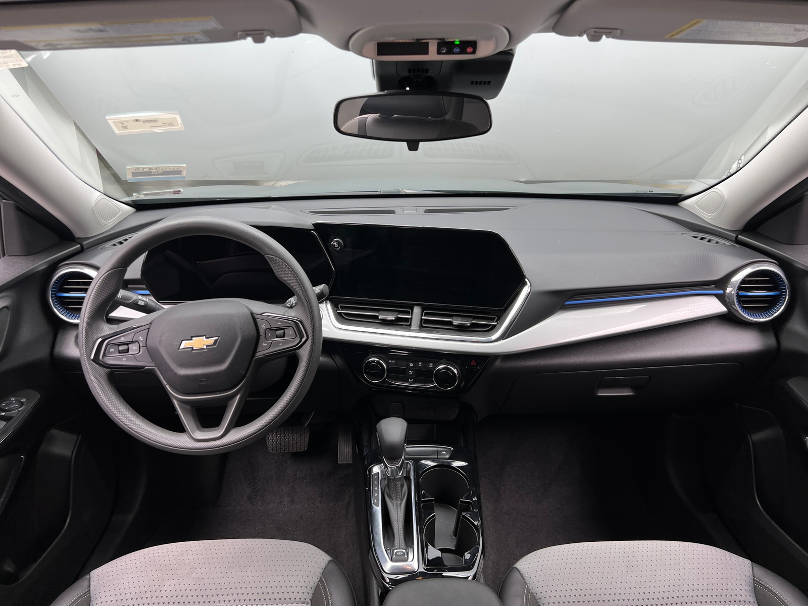 Thumbnail: 2025 Chevrolet Trax - 3