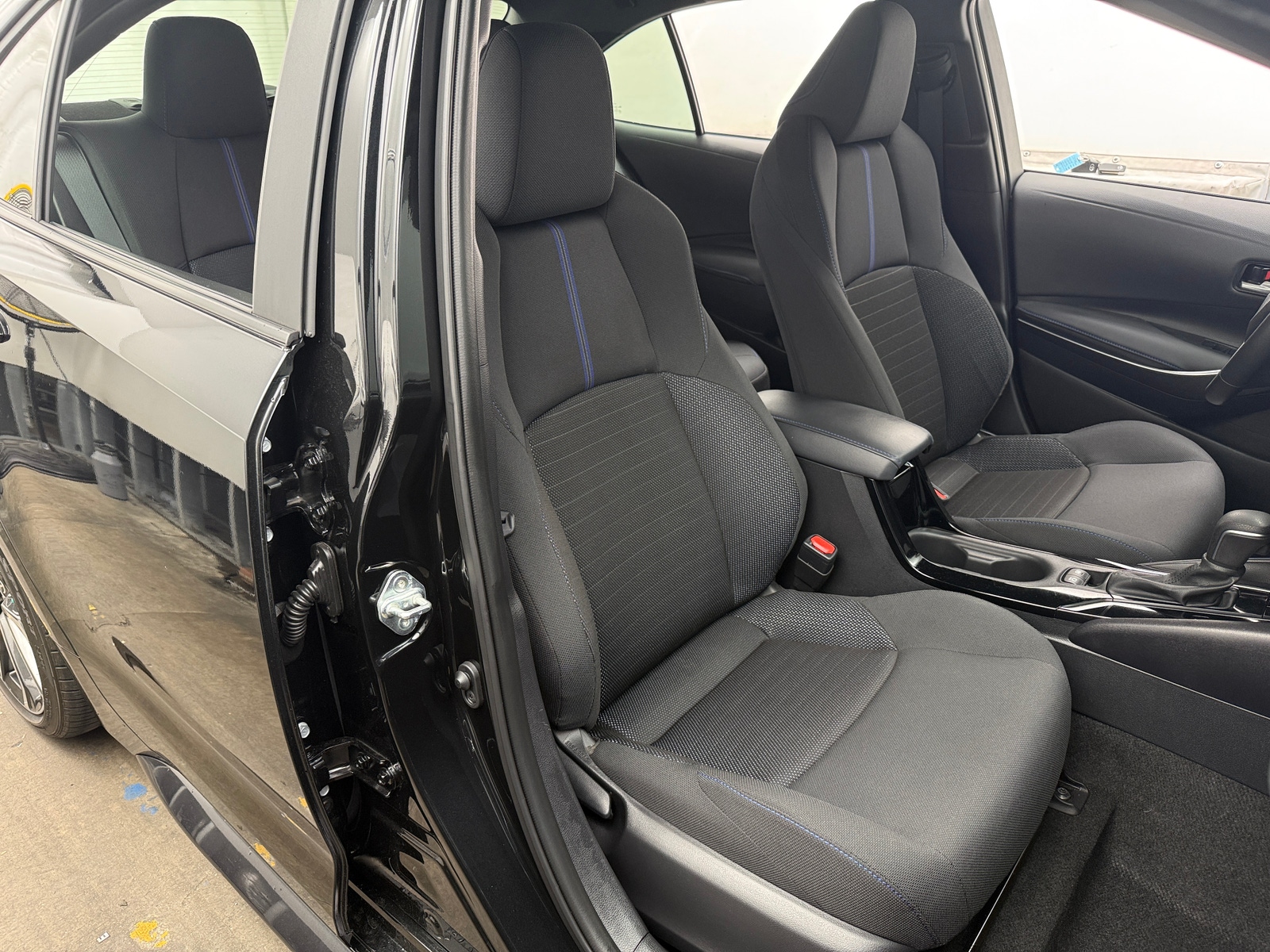 Thumbnail: 2022 Toyota Corolla - 2