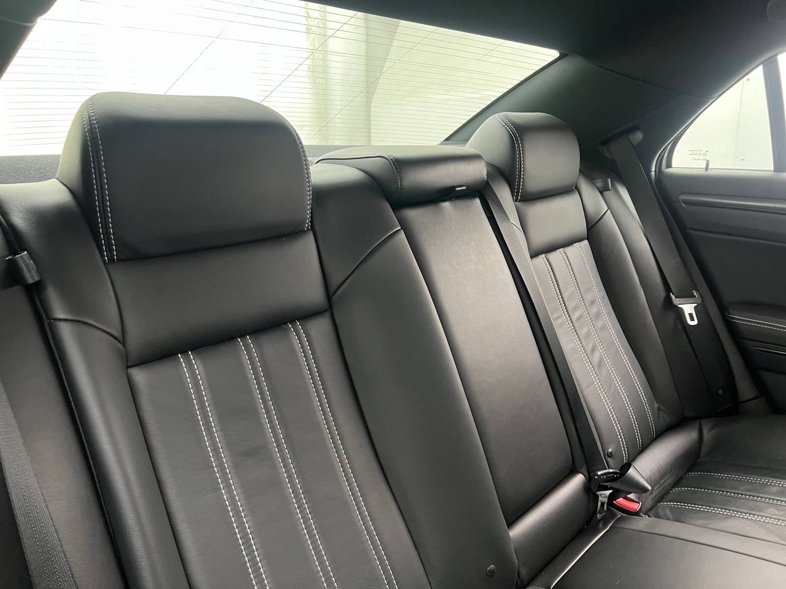 Thumbnail: 2014 Chrysler 300 - 5