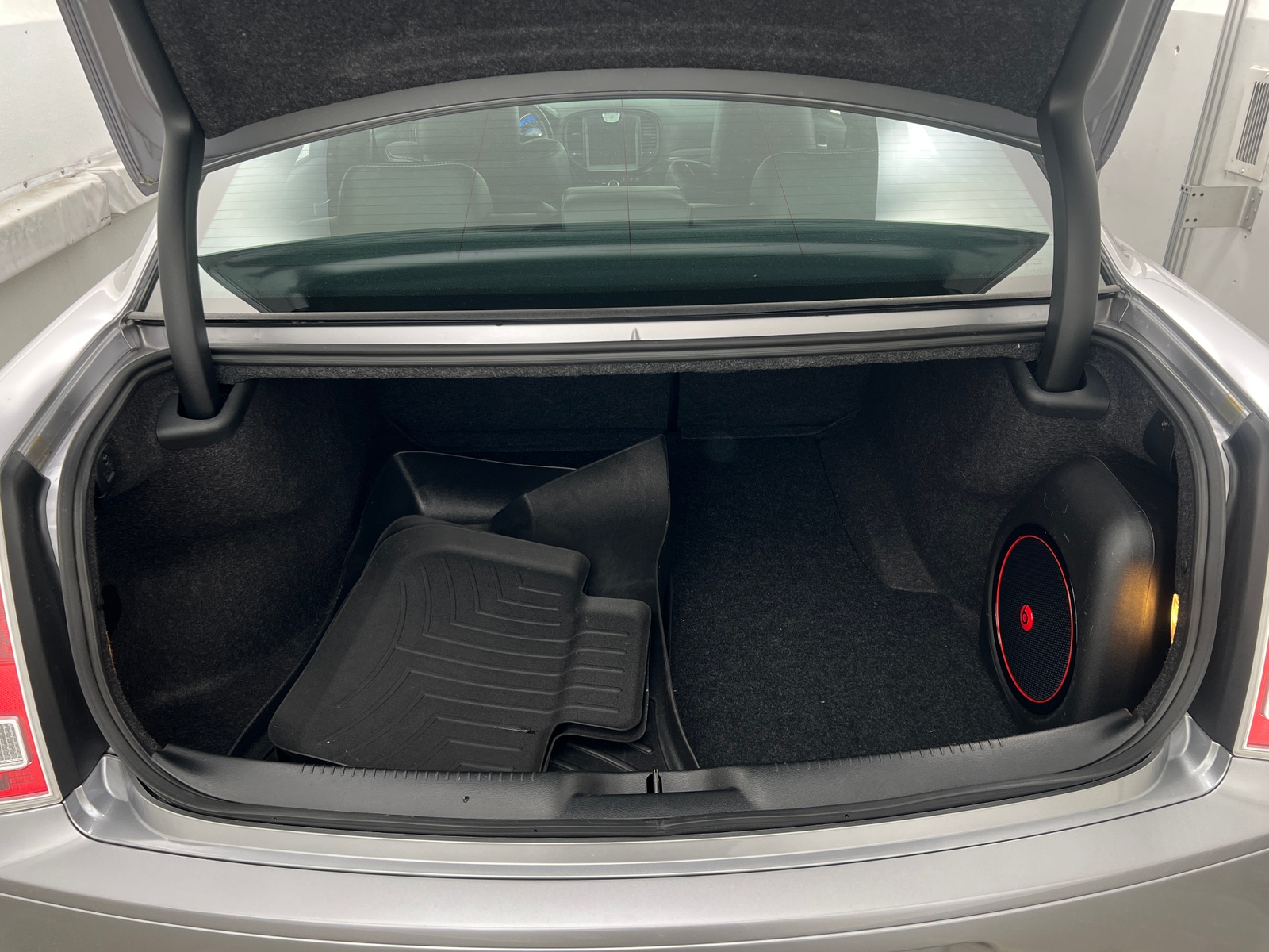 Thumbnail: 2014 Chrysler 300 - 6