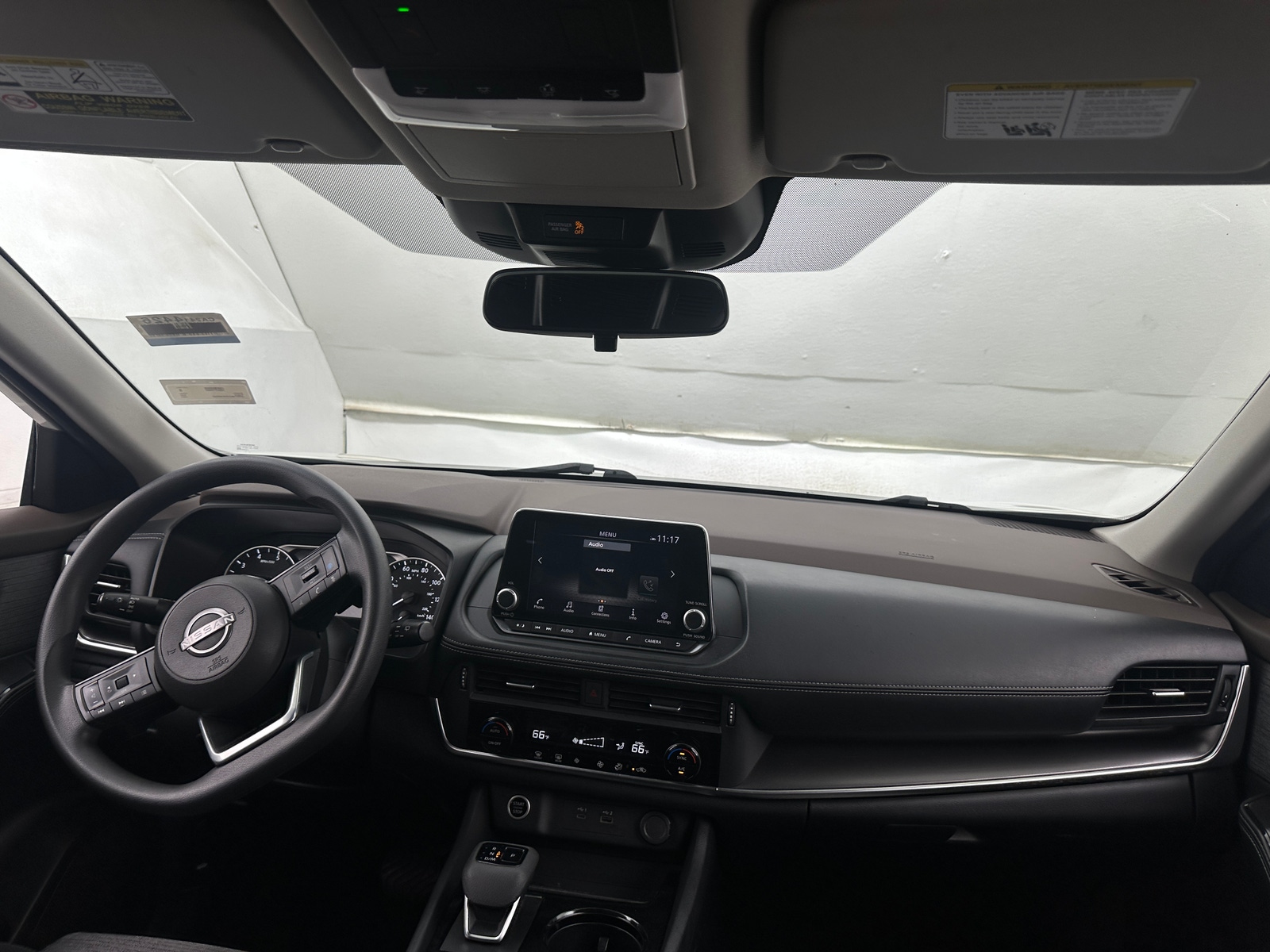 Thumbnail: 2023 Nissan Rogue - 3
