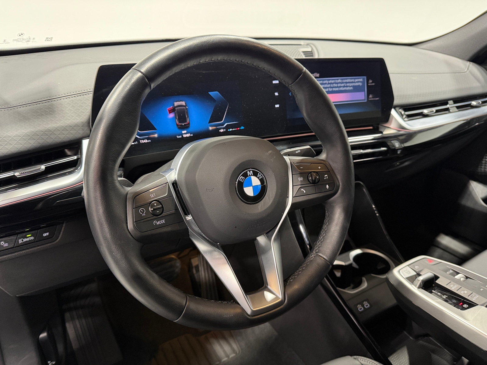 Thumbnail: 2025 BMW X2 - 4