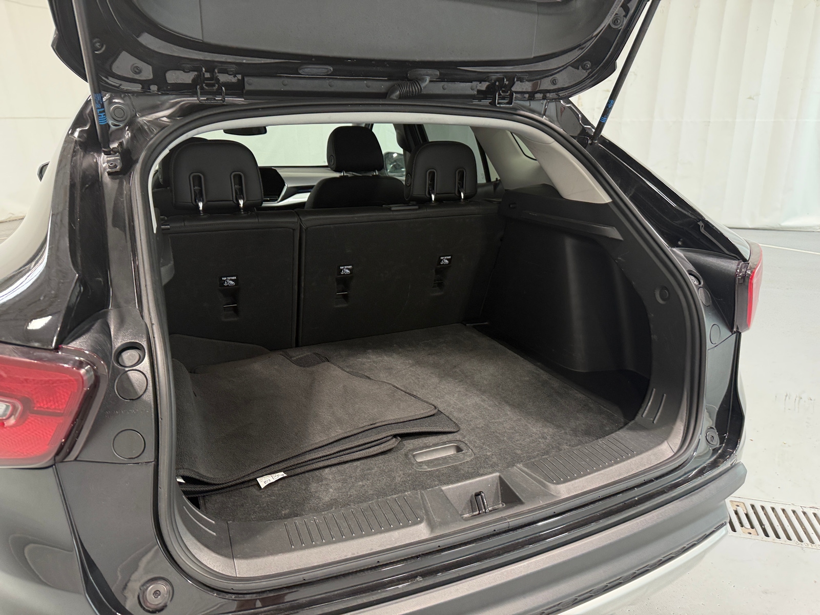 Thumbnail: 2025 Chevrolet Trax - 7