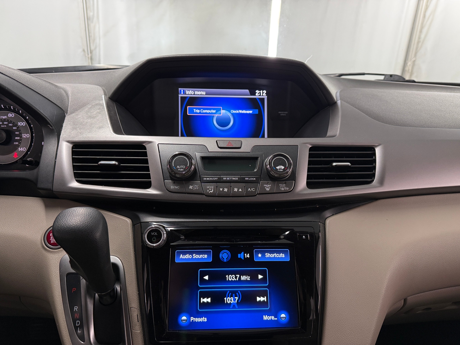 Thumbnail: 2016 Honda Odyssey - 4