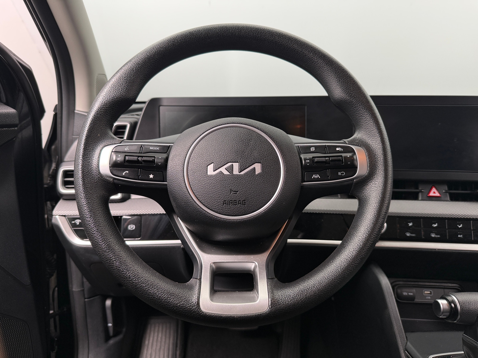 Thumbnail: 2025 Kia Sportage - 5