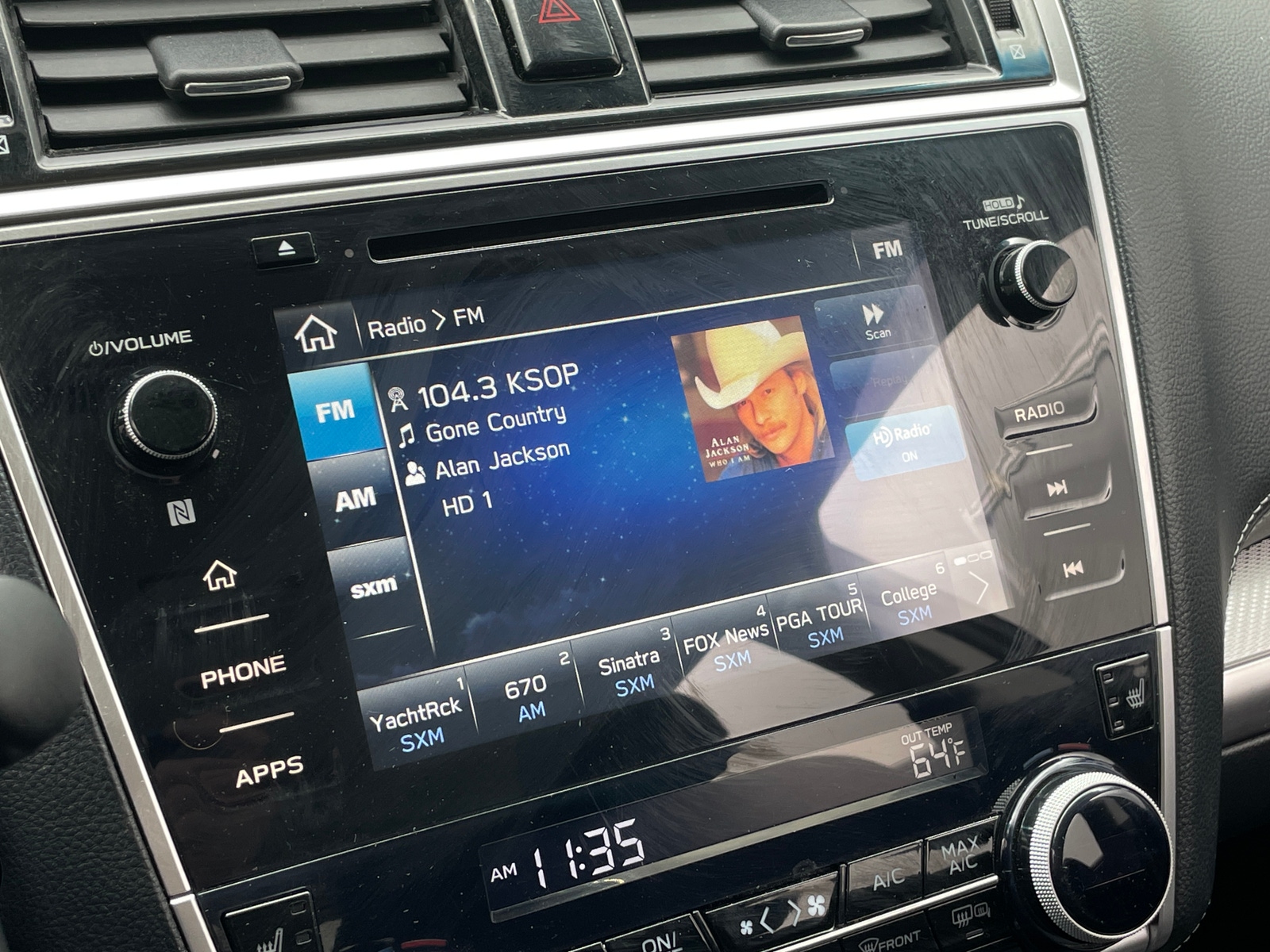 Thumbnail: 2018 Subaru Outback - 4