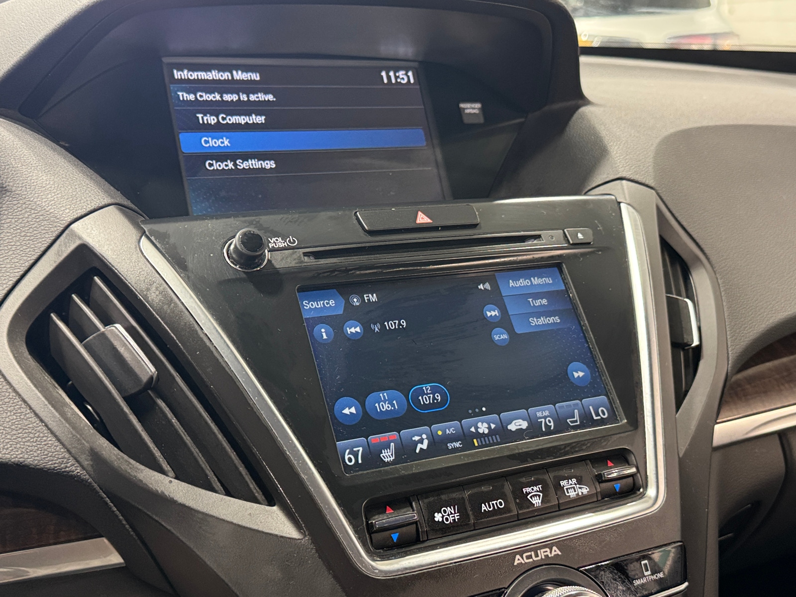 Thumbnail: 2020 Acura MDX - 3