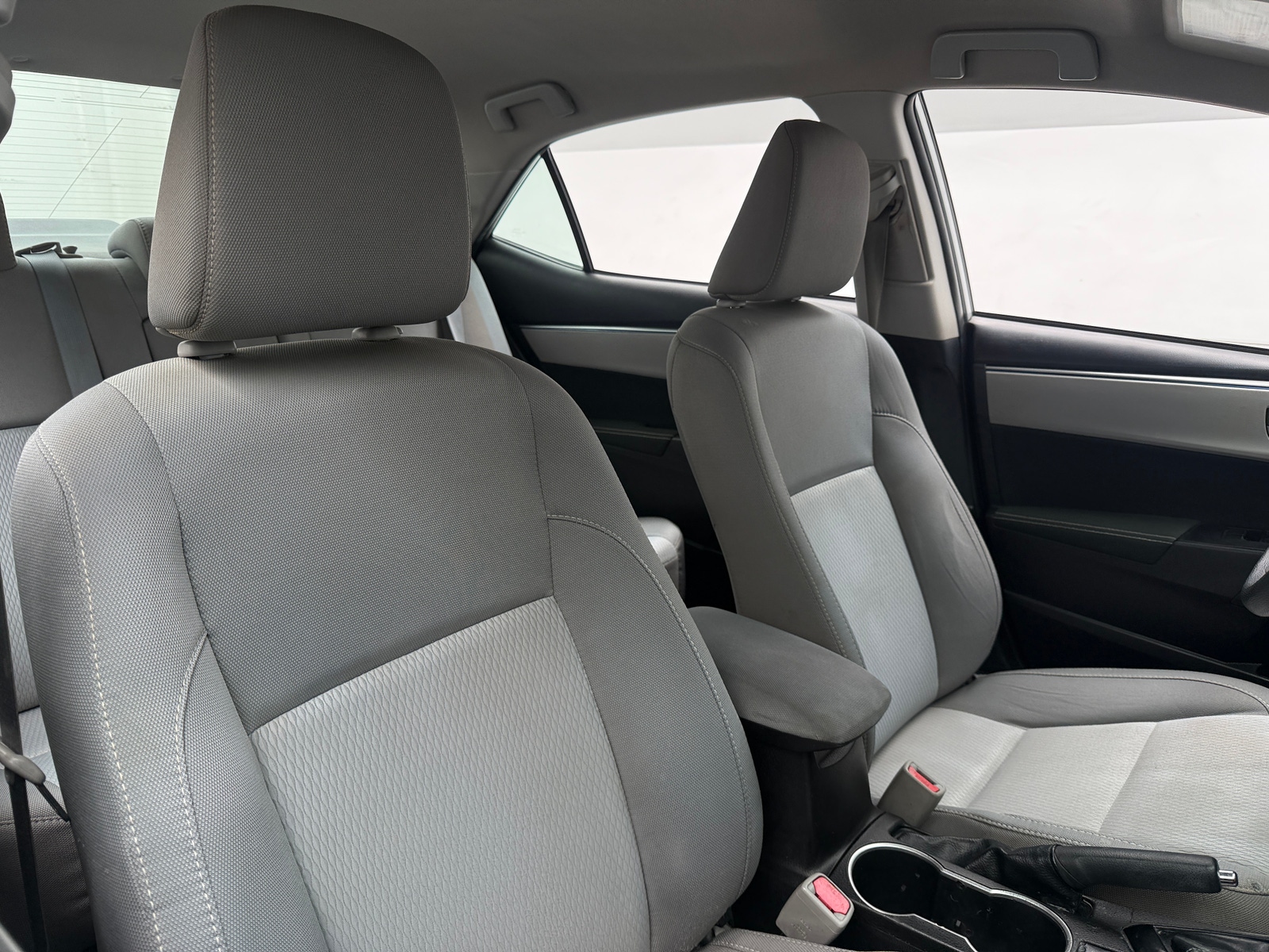 Thumbnail: 2016 Toyota Corolla - 2