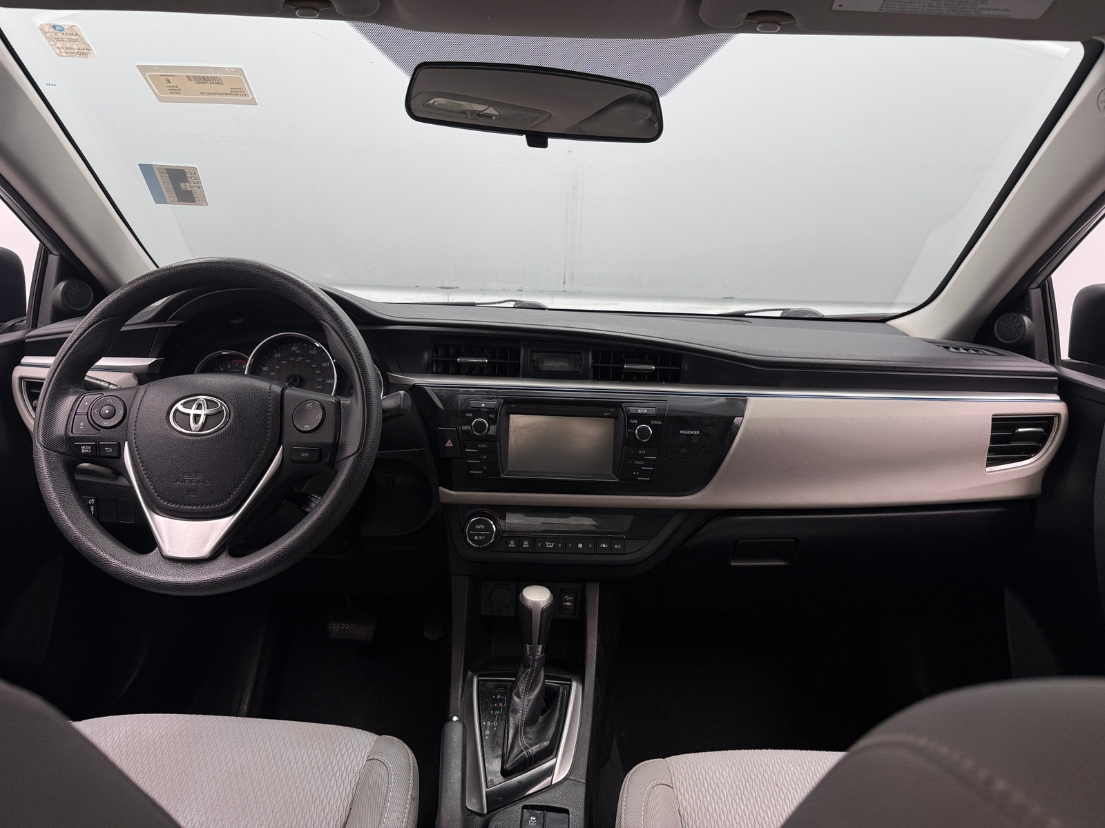 Thumbnail: 2016 Toyota Corolla - 3
