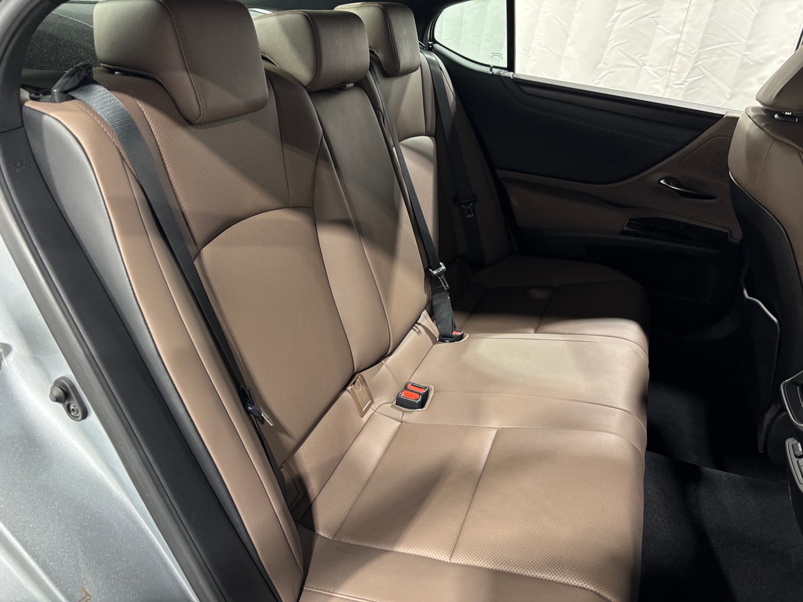 Thumbnail: 2023 Lexus ES - 5