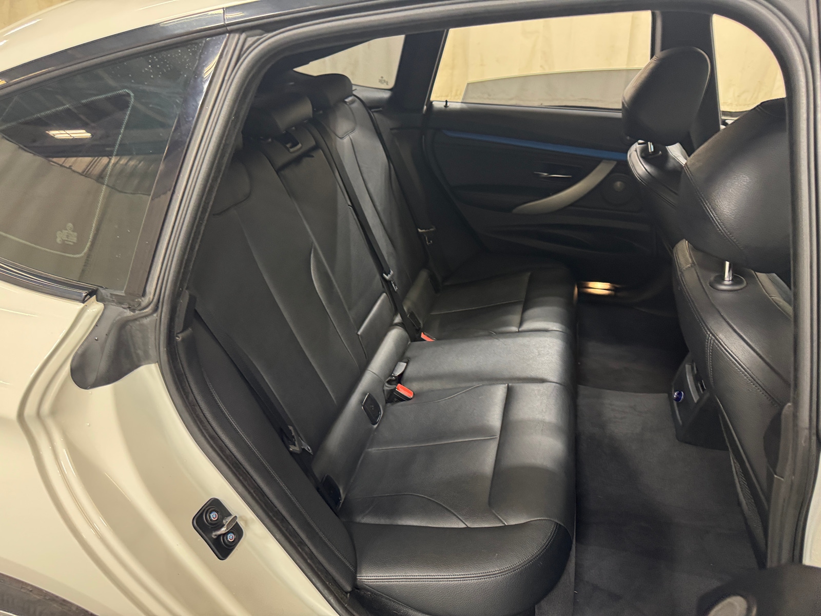 Thumbnail: 2015 BMW 3 Series - 5