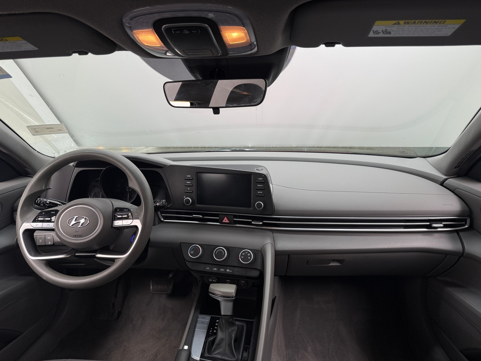 Thumbnail: 2023 Hyundai Elantra - 3