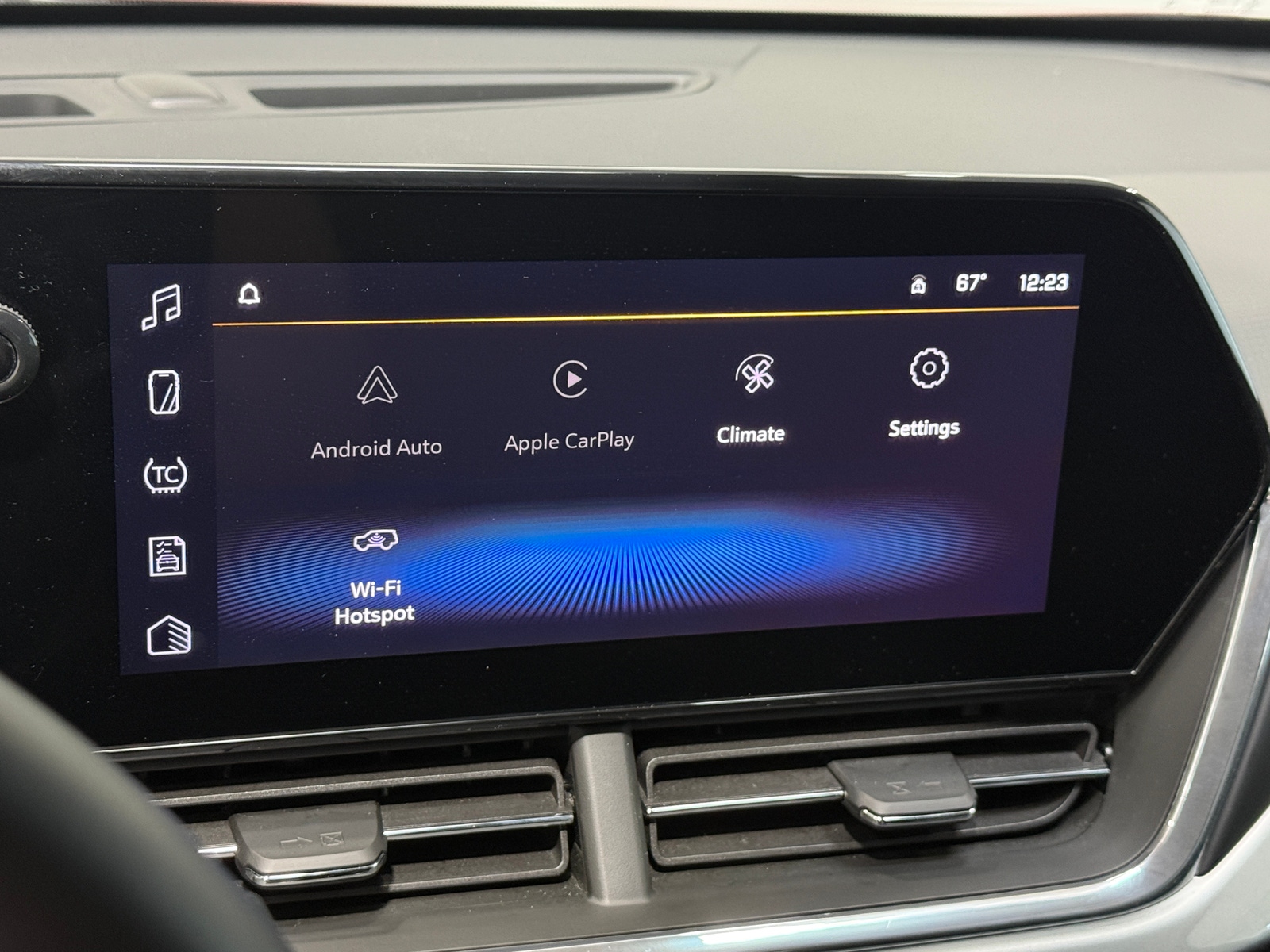 Thumbnail: 2025 Chevrolet Trax - 4