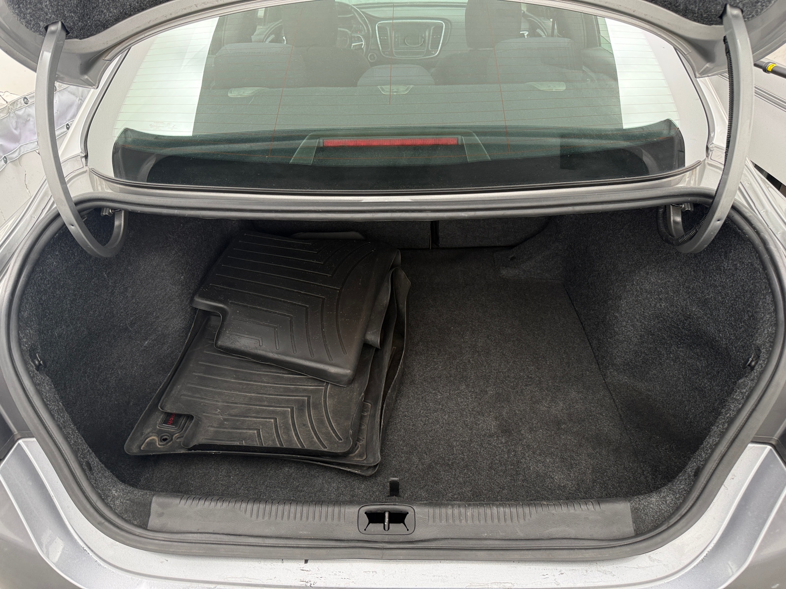 Thumbnail: 2015 Chrysler 200 - 7