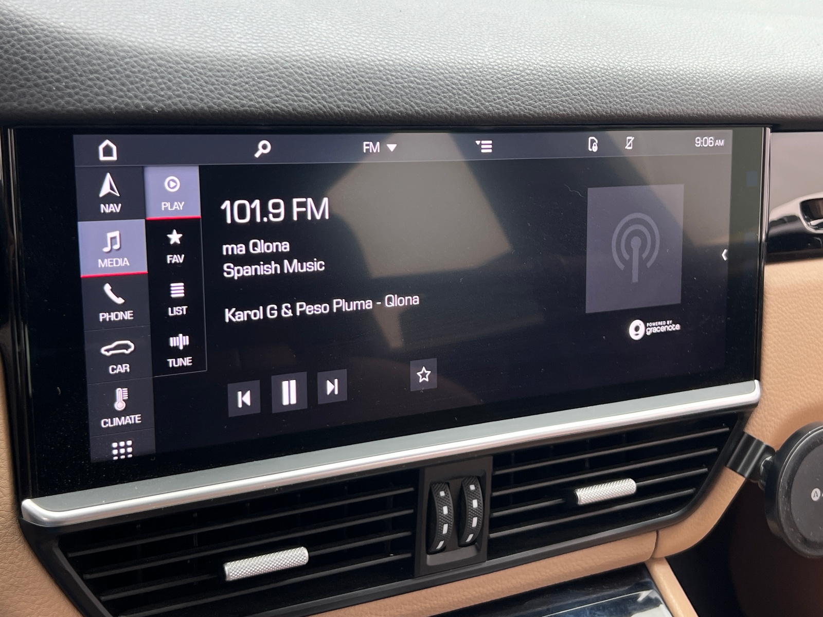 Thumbnail: 2019 Porsche Cayenne - 3