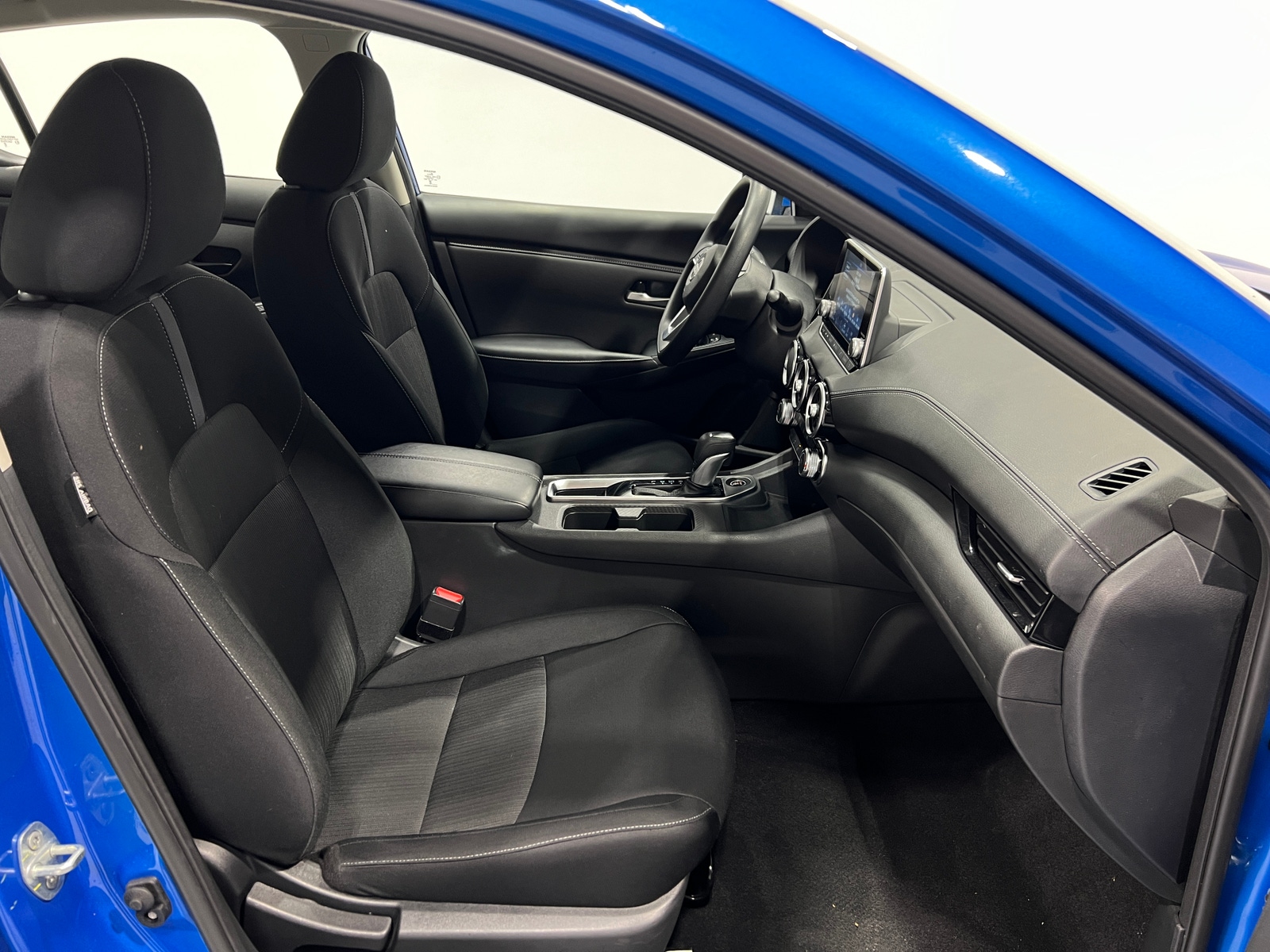 Thumbnail: 2025 Nissan Sentra - 2