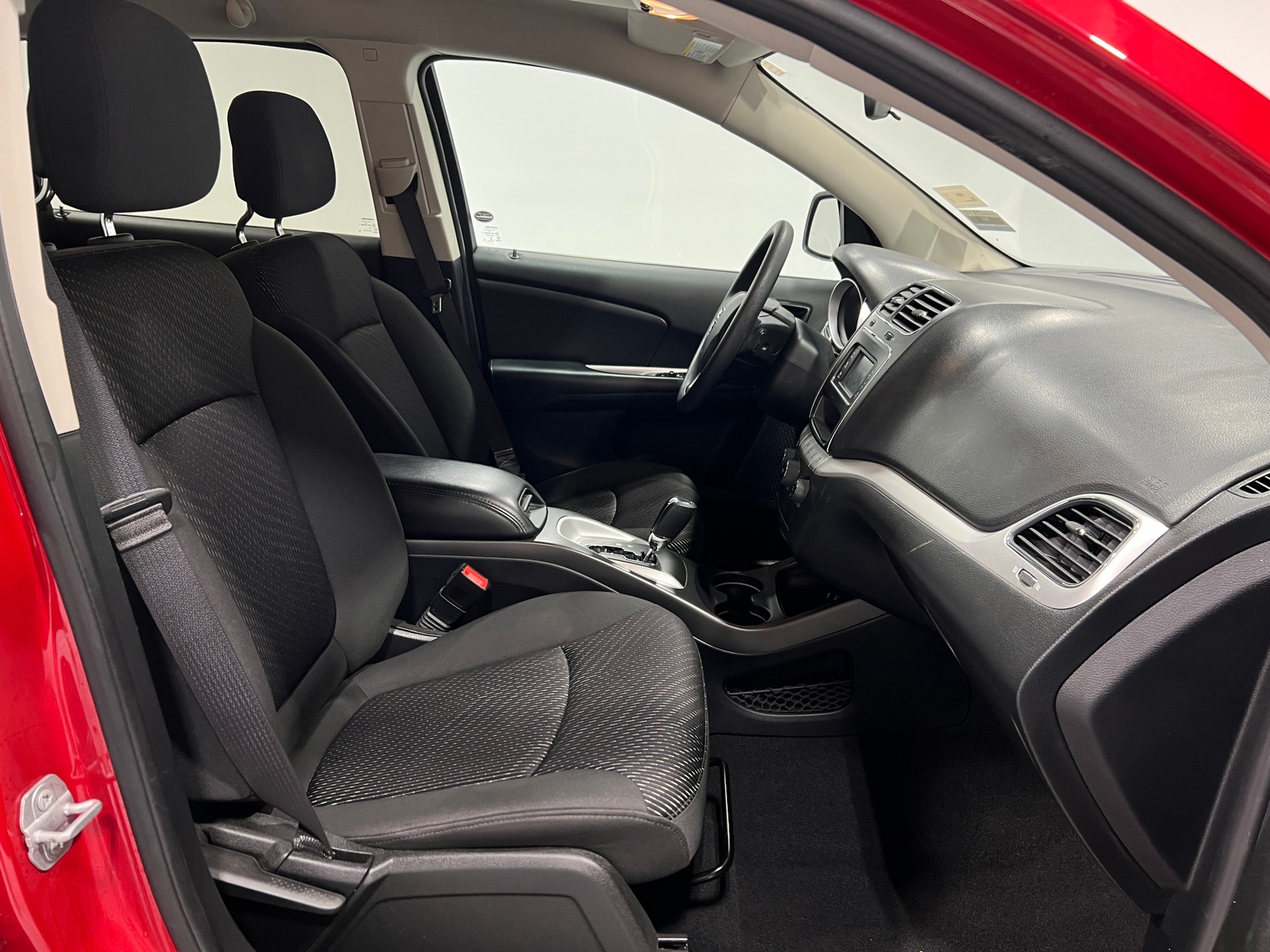 Thumbnail: 2017 Dodge Journey - 2