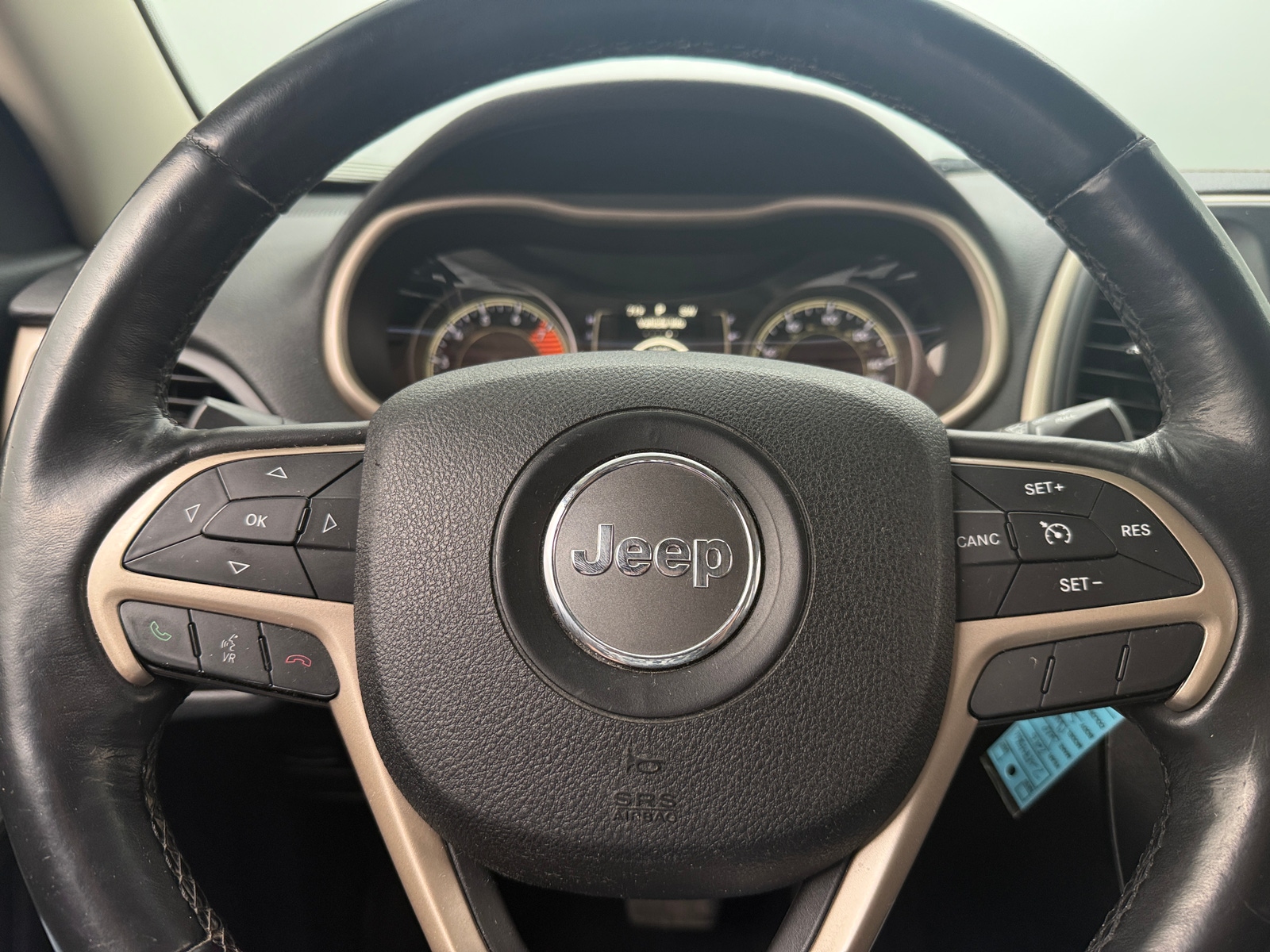 Thumbnail: 2016 Jeep Cherokee - 5