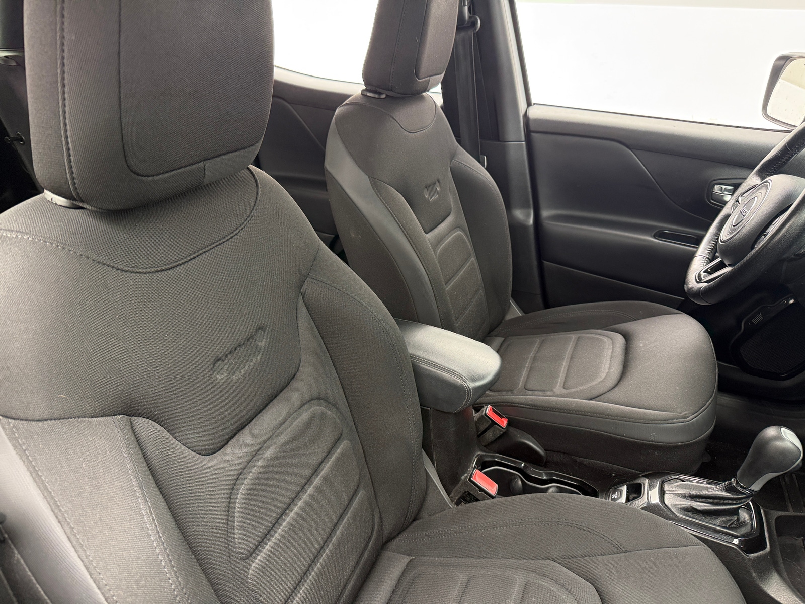 Thumbnail: 2017 Jeep Renegade - 2